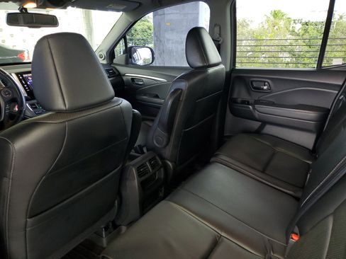 Used 2017 Honda Ridgeline RTL-T image 10