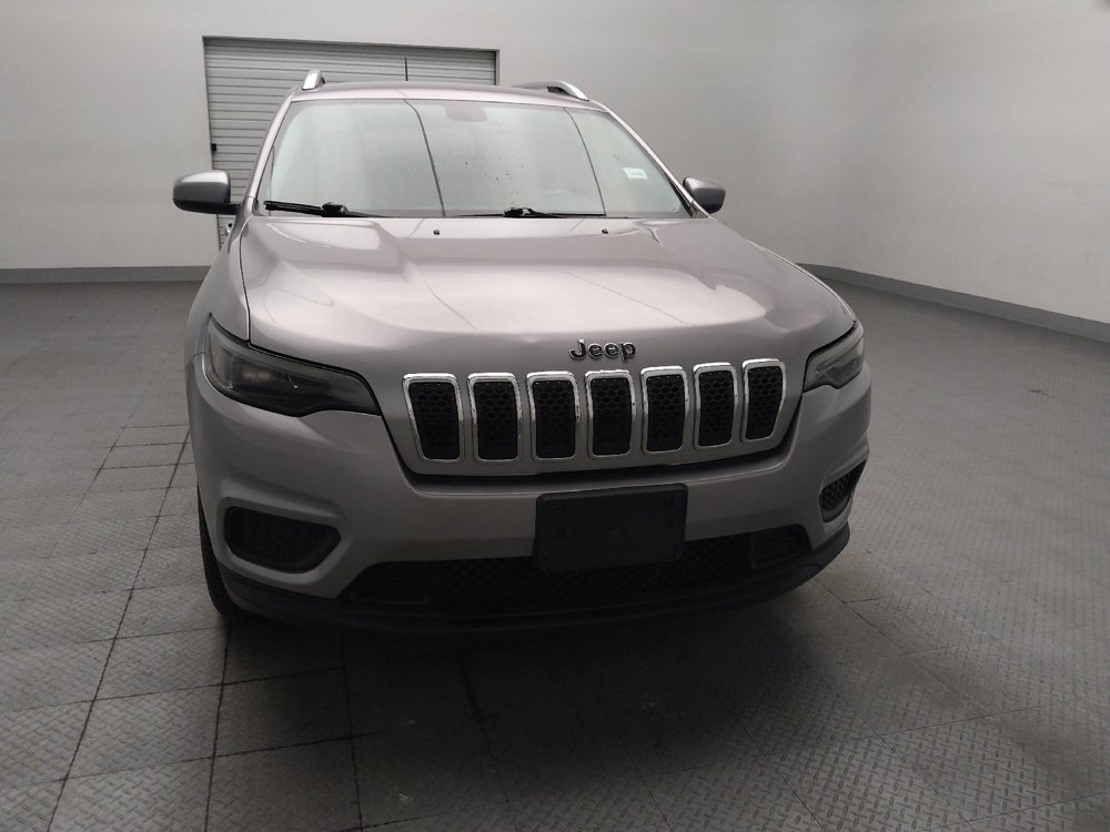 Used 2020 Jeep Cherokee Latitude FWD image 14