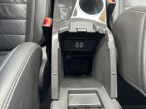 Used 2016 Ford Escape Titanium image 7