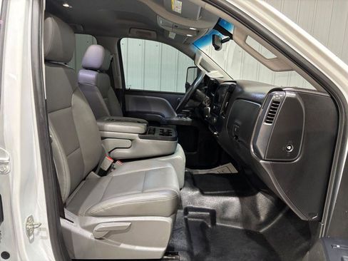 Used 2019 Chevrolet Silverado 2500 W/T w/ WT Convenience Package RWD image 12