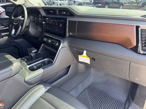 Used 2025 GMC Sierra 1500 Denali w/ Denali Reserve Package image 7