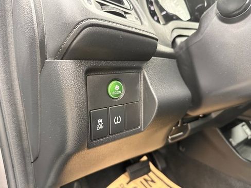 Used 2021 Honda HR-V LX image 13