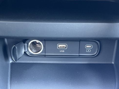 New 2026 Kia Seltos S FWD image 8