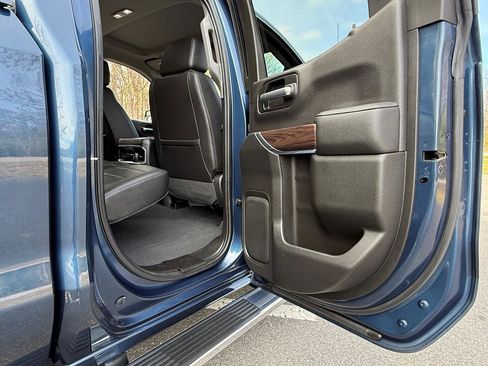 Used 2019 GMC Sierra 1500 SLT w/ SLT Premium Package AWD/4WD image 34