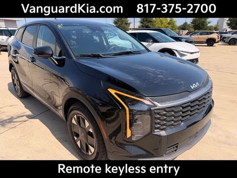 Certified 2026 Kia Sportage LX FWD image 5