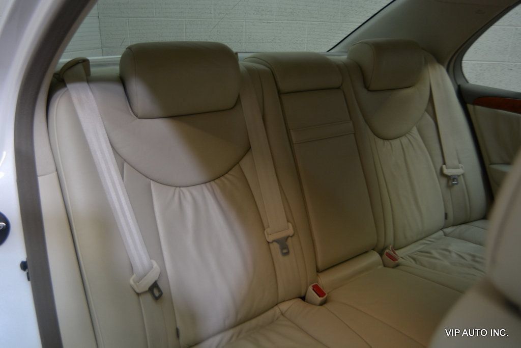 Used 2001 Lexus LS 430 RWD image 24
