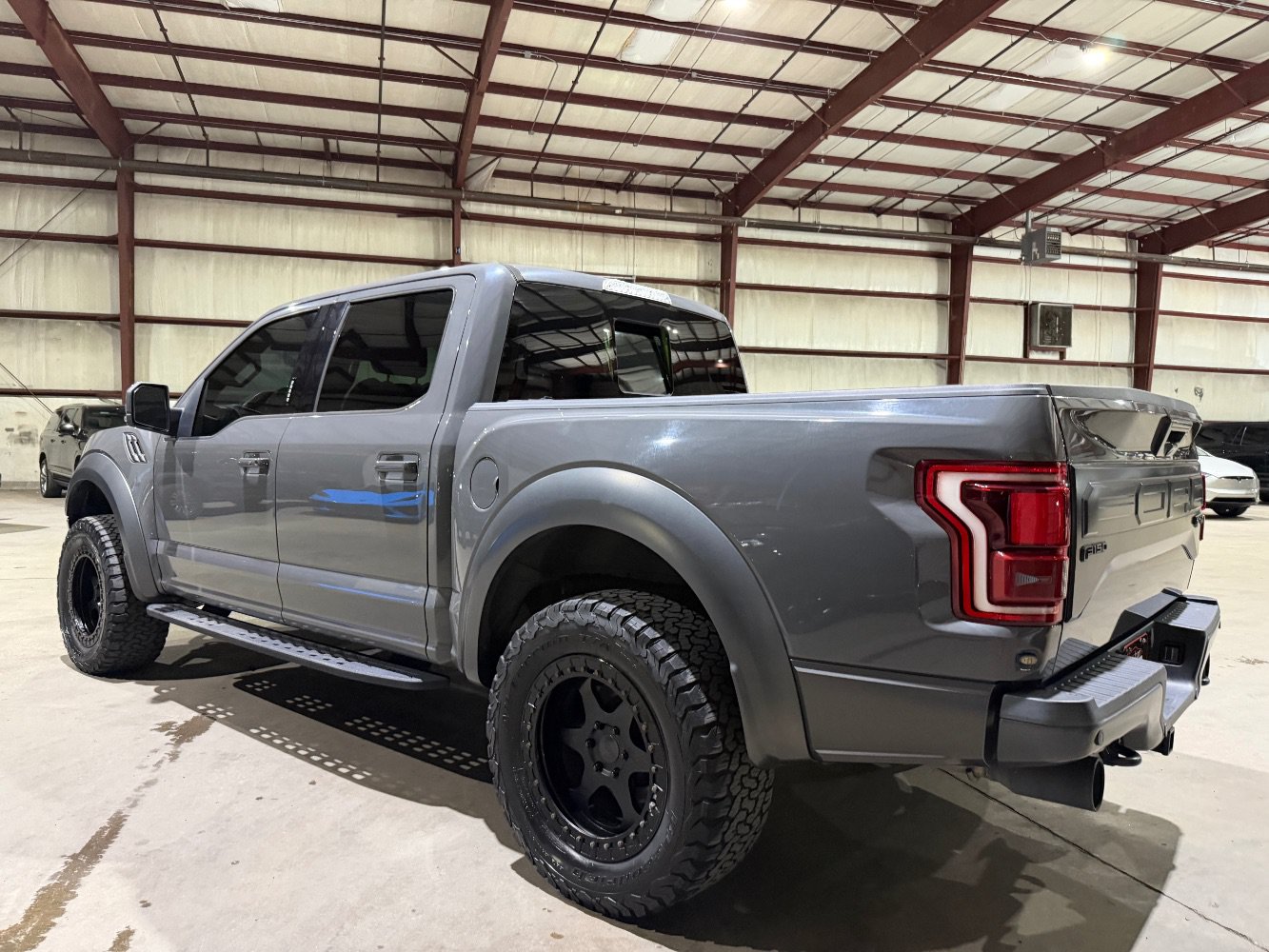 Used 2018 Ford F150 Raptor w/ Equipment Group 802A Luxury AWD/4WD image 7