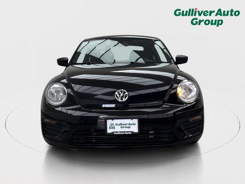 Used 2018 Volkswagen Beetle 2.0T S FWD image 14