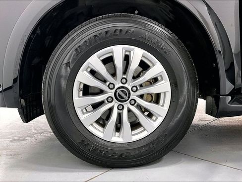 Used 2021 Nissan Armada Platinum image 11