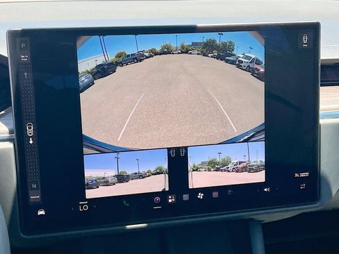 Used 2022 Tesla Model X AWD/4WD image 13