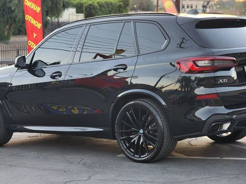 Used 2023 BMW X5 xDrive40i w/ M Sport Package image 3