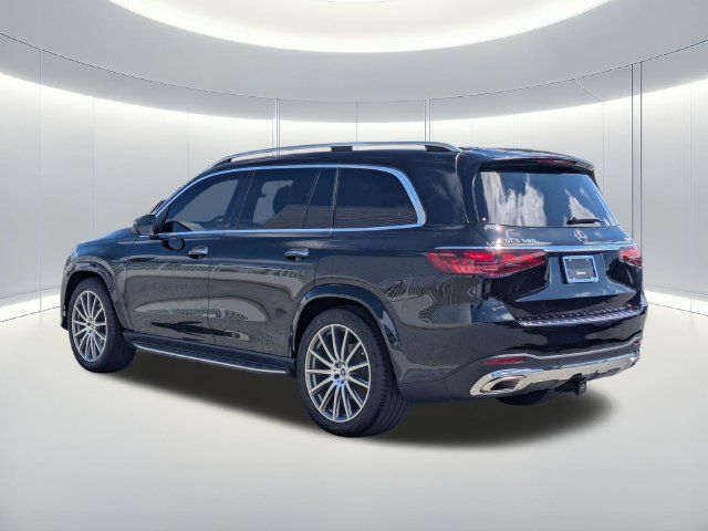 Used 2026 Mercedes-Benz GLS 580 4MATIC image 4