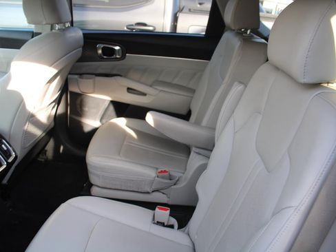 Used 2021 Kia Sorento SX FWD image 5