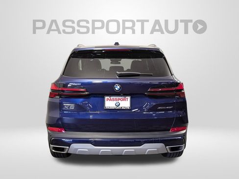 Used 2026 BMW X5 xDrive40i AWD/4WD image 3