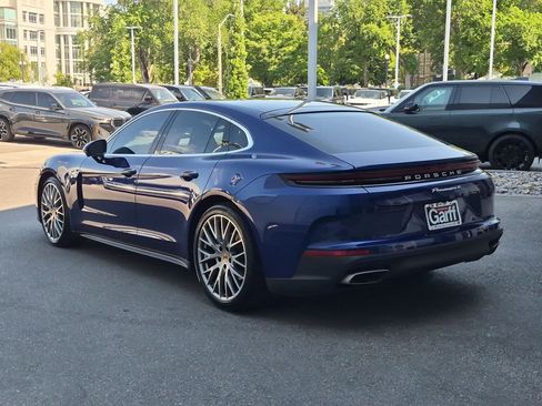 Used 2024 Porsche Panamera image 5