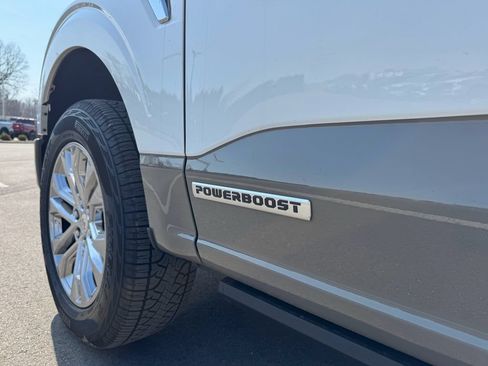 Used 2025 Ford F150 King Ranch w/ FX4 Off-Road Package AWD/4WD image 6