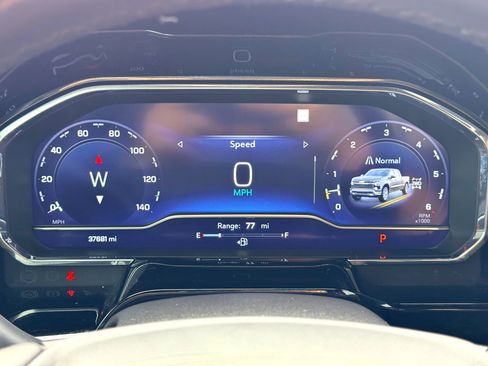 Used 2022 Chevrolet Silverado 1500 ZR2 w/ Technology Package image 29