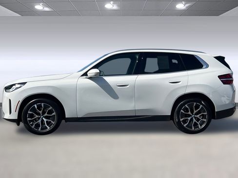 Used 2025 BMW X3 xDrive30 w/ Premium Package AWD/4WD image 2