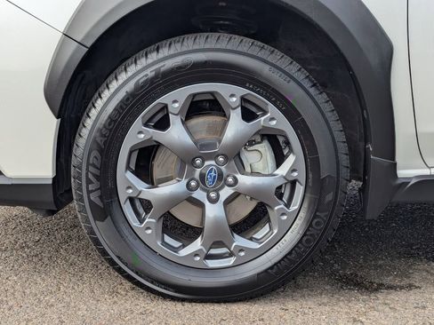 Used 2022 Subaru Crosstrek 2.5i Sport w/ Moonroof Package image 36