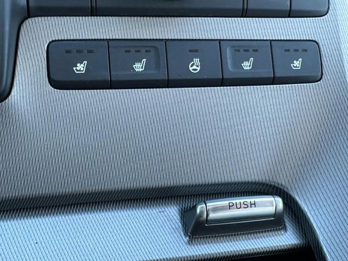 Used 2022 Hyundai Palisade Calligraphy image 26