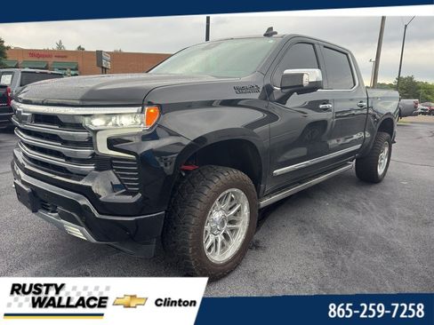 Used 2024 Chevrolet Silverado 1500 High Country w/ High Country Premium Package AWD/4WD image 1
