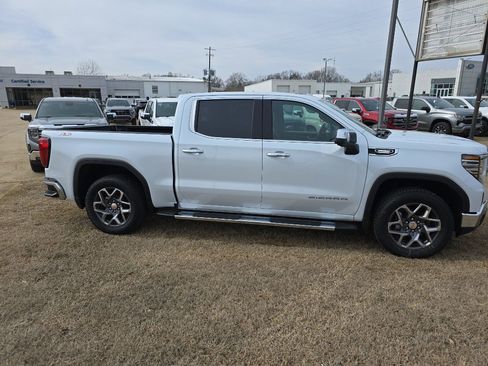 New 2026 GMC Sierra 1500 SLT w/ SLT Premium Plus Package image 4