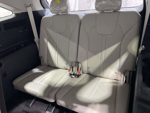 New 2026 Kia Sorento S image 13