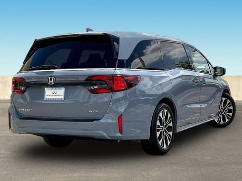 Used 2026 Honda Odyssey Elite image 5