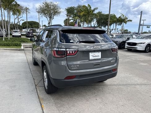 Used 2023 Jeep Compass Latitude w/ Sun and Sound Group image 14