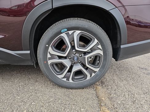 Used 2025 Subaru Ascent Touring image 36