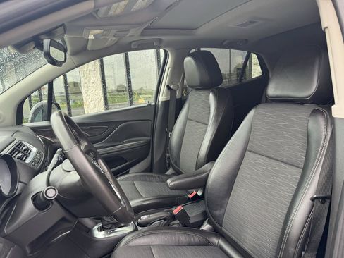 Used 2015 Buick Encore Convenience FWD image 10