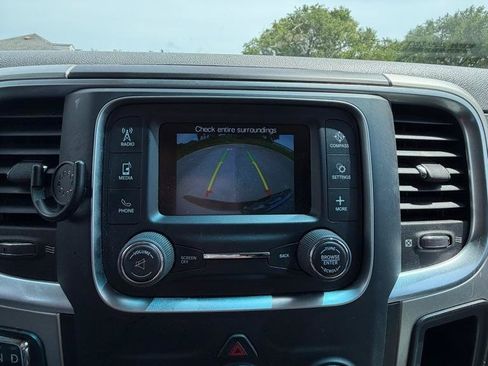 Used 2019 RAM 1500 Classic SLT RWD image 28