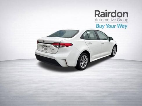 Used 2023 Toyota Corolla LE image 15