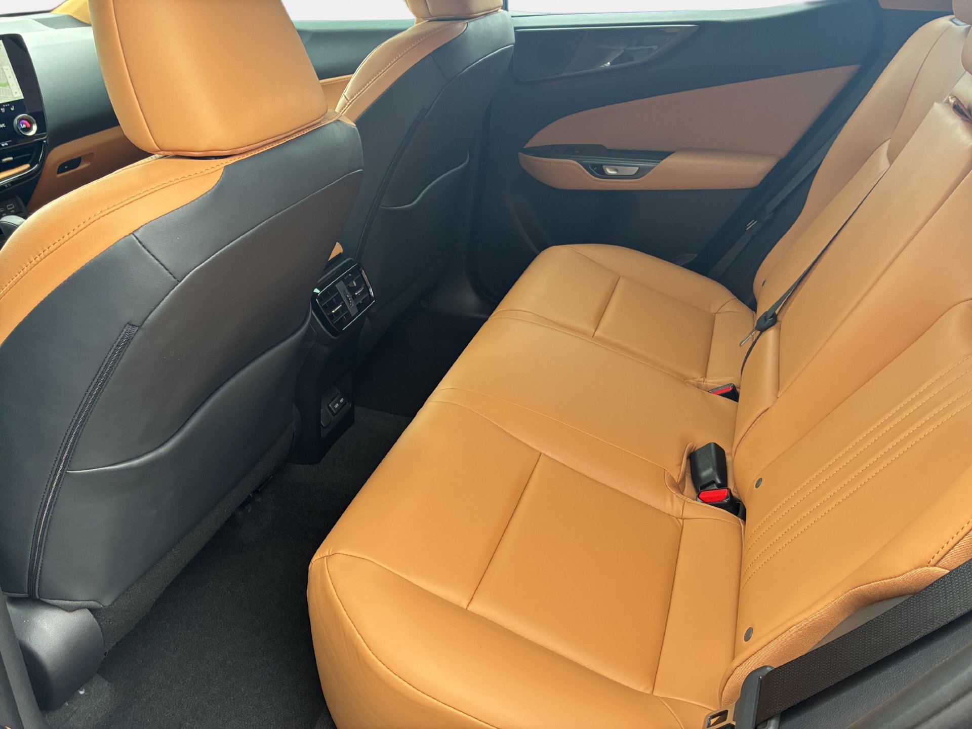 Used 2025 Lexus NX 350 AWD w/ Cold Area Package image 14