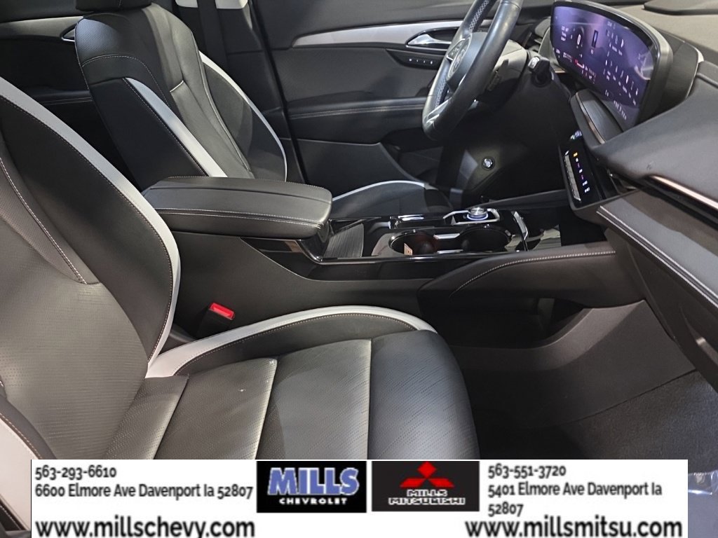 Used 2024 Buick Envision Sport Touring AWD/4WD image 21