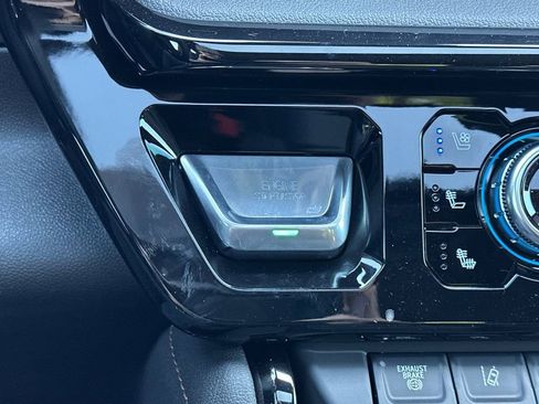 New 2026 GMC Sierra 2500 AT4 w/ AT4 Premium Plus Package AWD/4WD image 21