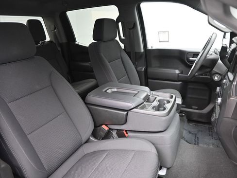 Used 2022 Chevrolet Silverado 1500 Custom image 11