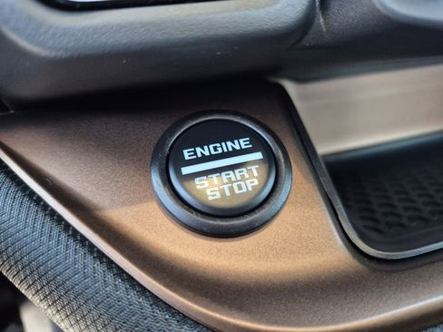 Used 2021 Ford Bronco Sport Outer Banks w/ Outer Banks Package (96D) image 28