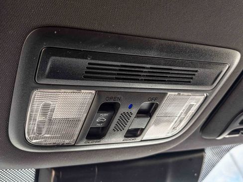 Used 2021 Honda Civic EX image 37