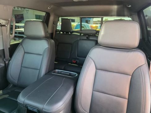Used 2025 Chevrolet Silverado 1500 LT Trail Boss w/ Convenience Package II AWD/4WD image 30