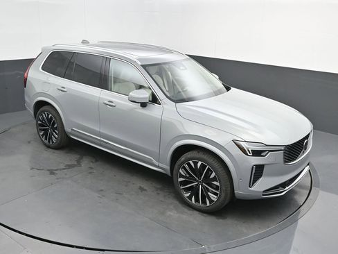 New 2026 Volvo XC90 B6 Ultra w/ Protection Package AWD/4WD image 29