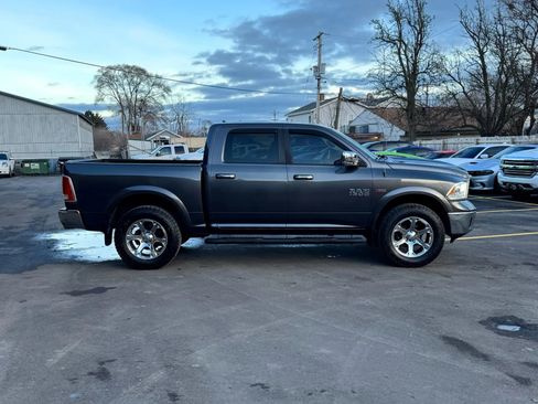 Used 2015 RAM 1500 Laramie w/ Convenience Group image 14