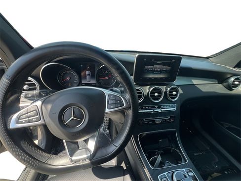 Used 2019 Mercedes-Benz GLC 300 GLC 300 w/ Multimedia Package image 22