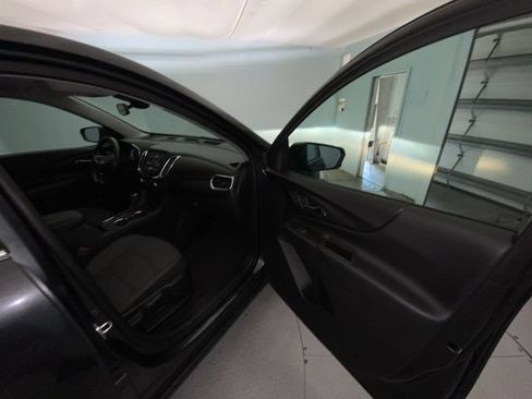Used 2021 Chevrolet Equinox LT AWD/4WD image 24