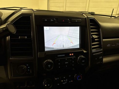 Used 2020 Ford F250 XLT image 15