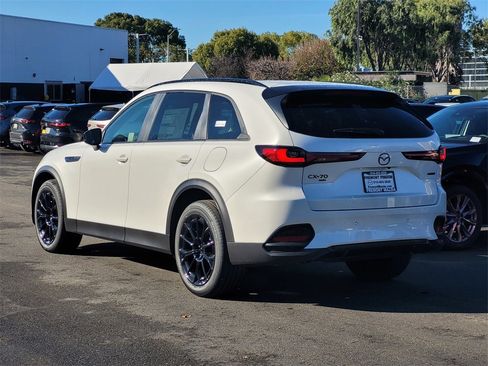 New 2026 MAZDA CX-70 3.3 Turbo w/ Preferred Package image 3