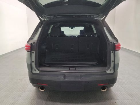 Used 2022 Chevrolet Traverse LT FWD image 29