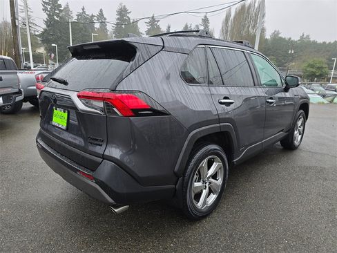 Certified 2020 Toyota RAV4 Limited image 7