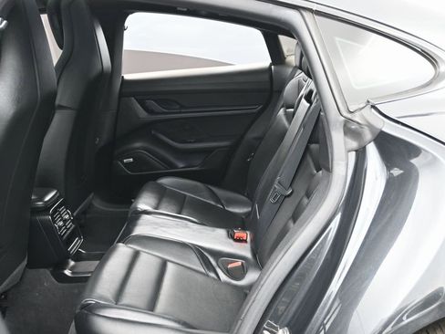 Used 2020 Porsche Taycan 4S image 34