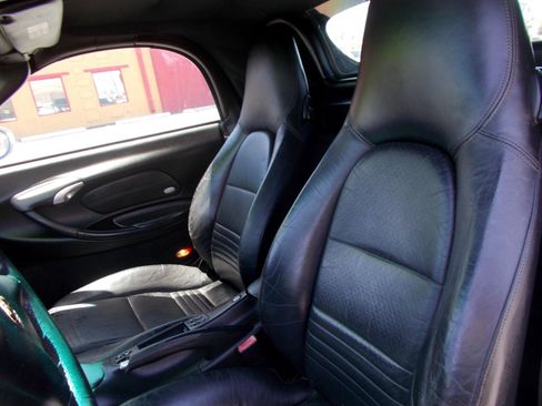 Used 2004 Porsche Boxster RWD image 23